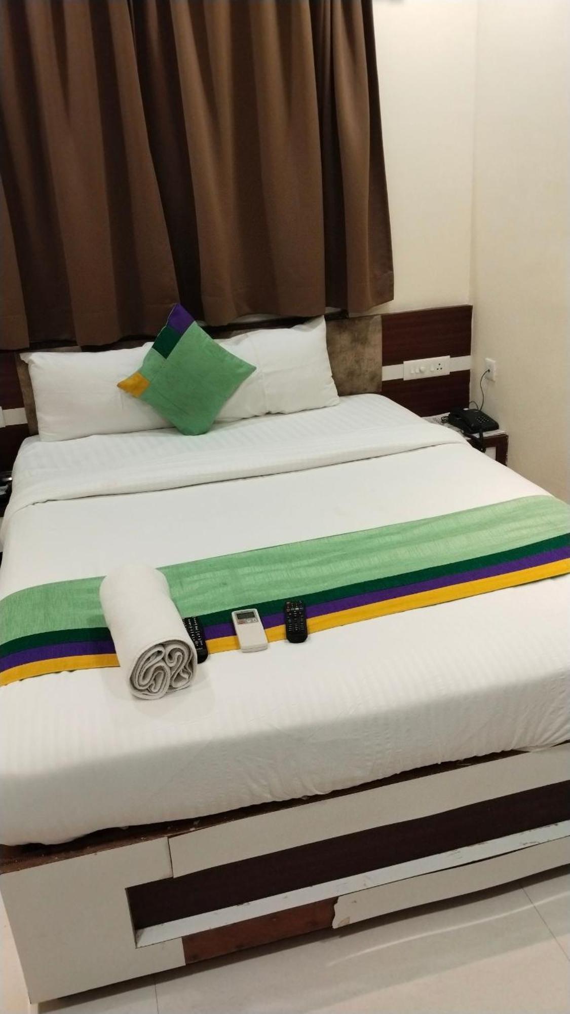Restr Inn Nagpur Zewnętrze zdjęcie